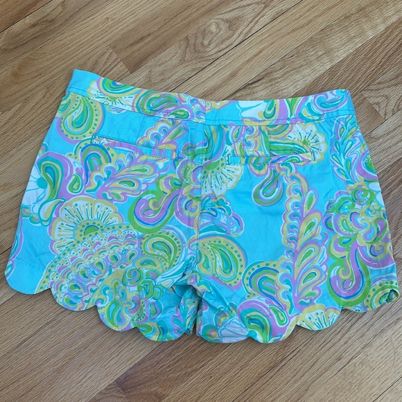 Lilly pulitzer buttercup shorts size 6 - Picture 4 of 4